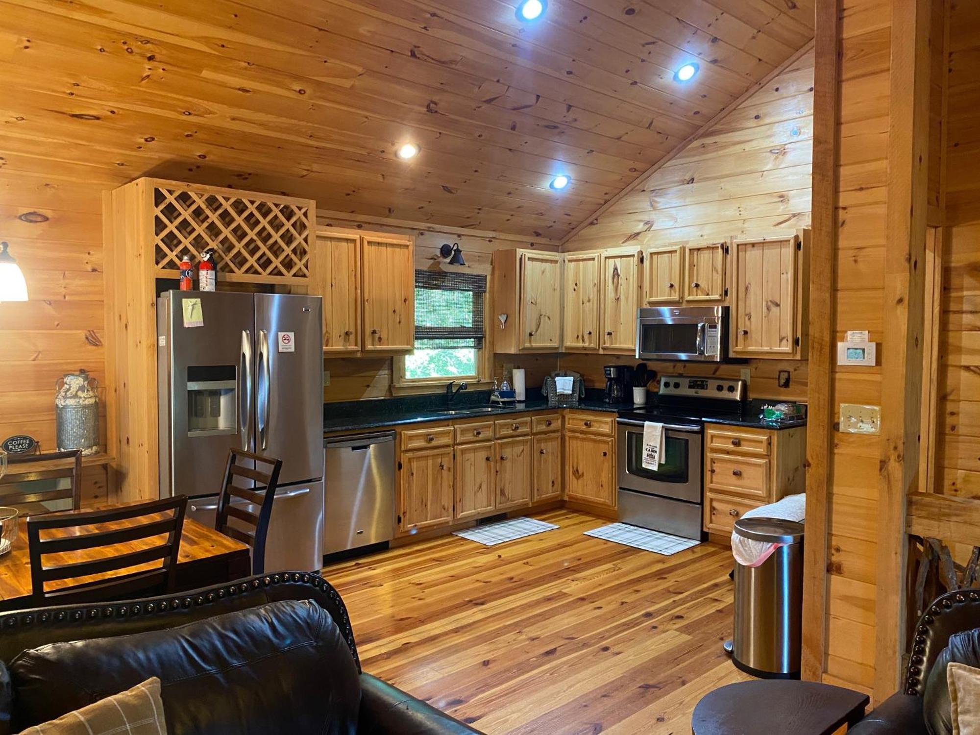 Villa The Cozy Lazy Laurel With Year-Round Mountain Views, Hot Tub, Fire Pit Cherry Log Exterior foto