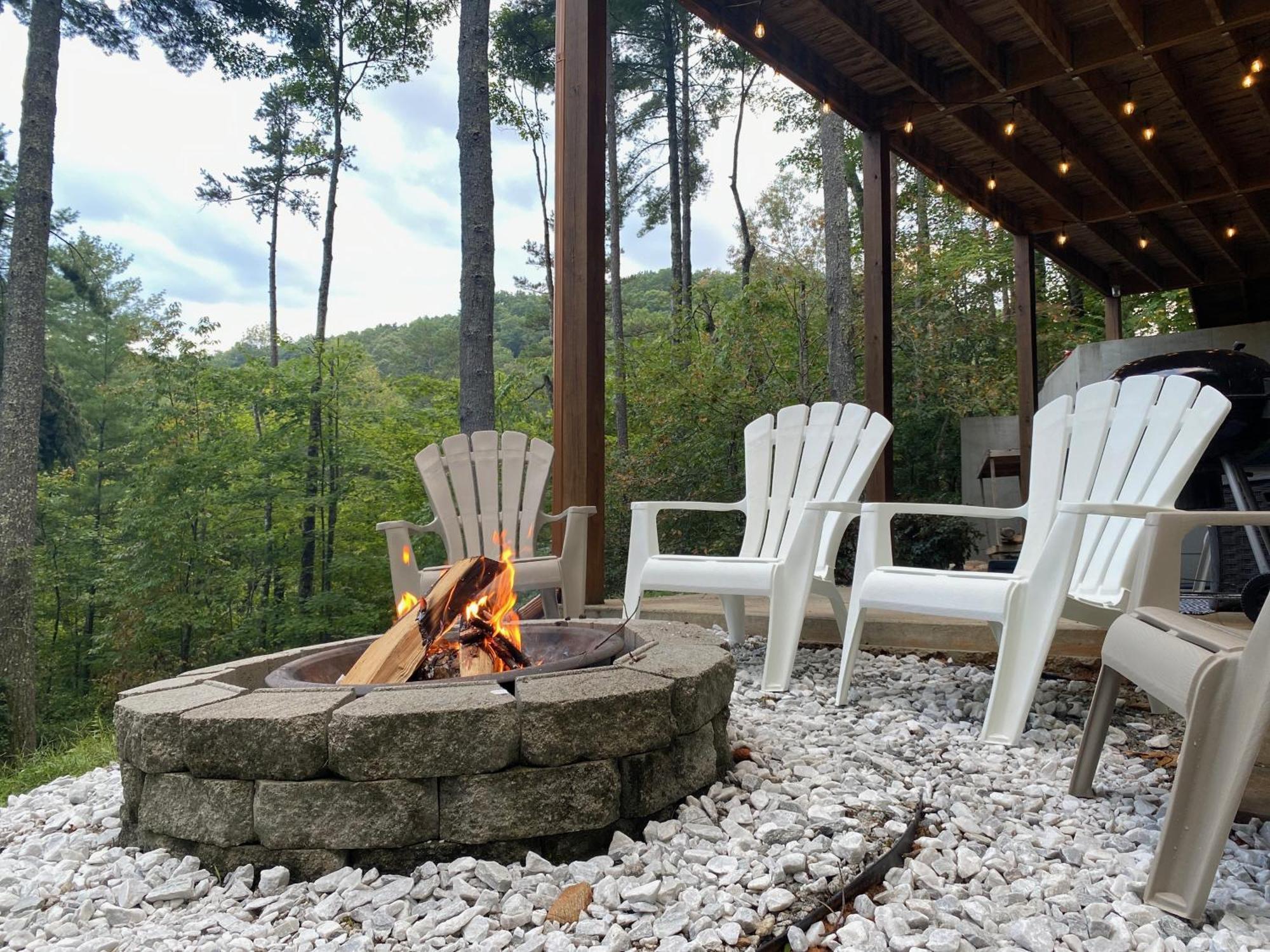 Villa The Cozy Lazy Laurel With Year-Round Mountain Views, Hot Tub, Fire Pit Cherry Log Exterior foto